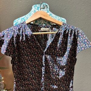 Soul Mate Dainty Floral box blouse. Retro, Summer, Spring, Indie, paisley